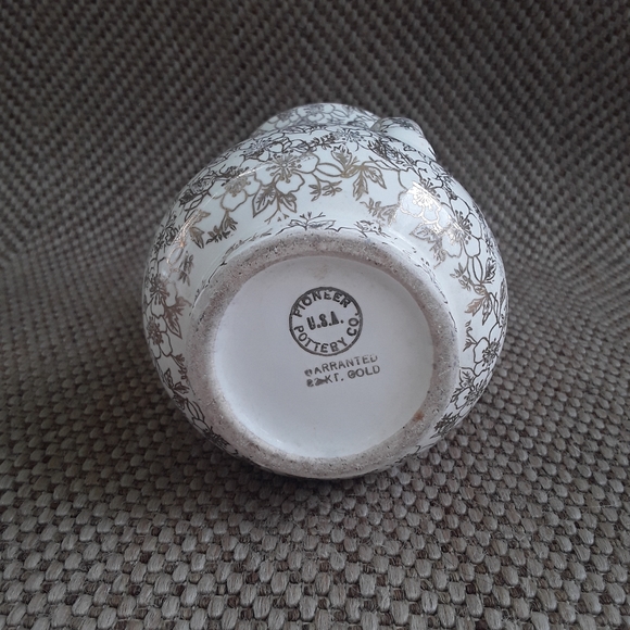 Pioneer Pottery Co I Vase - Picture 2 of 4